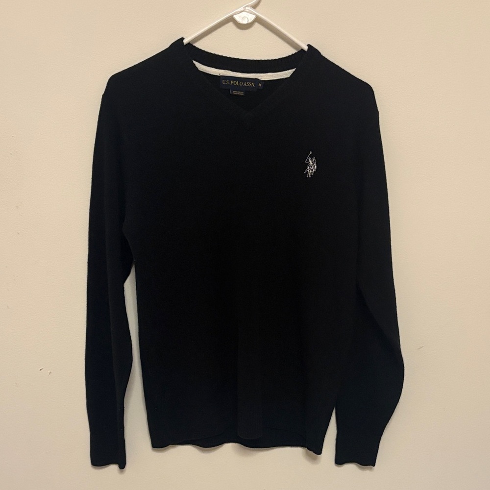 U.S. Polo Assn. Men's V-Neck Black Sweater size M preppy business casual
